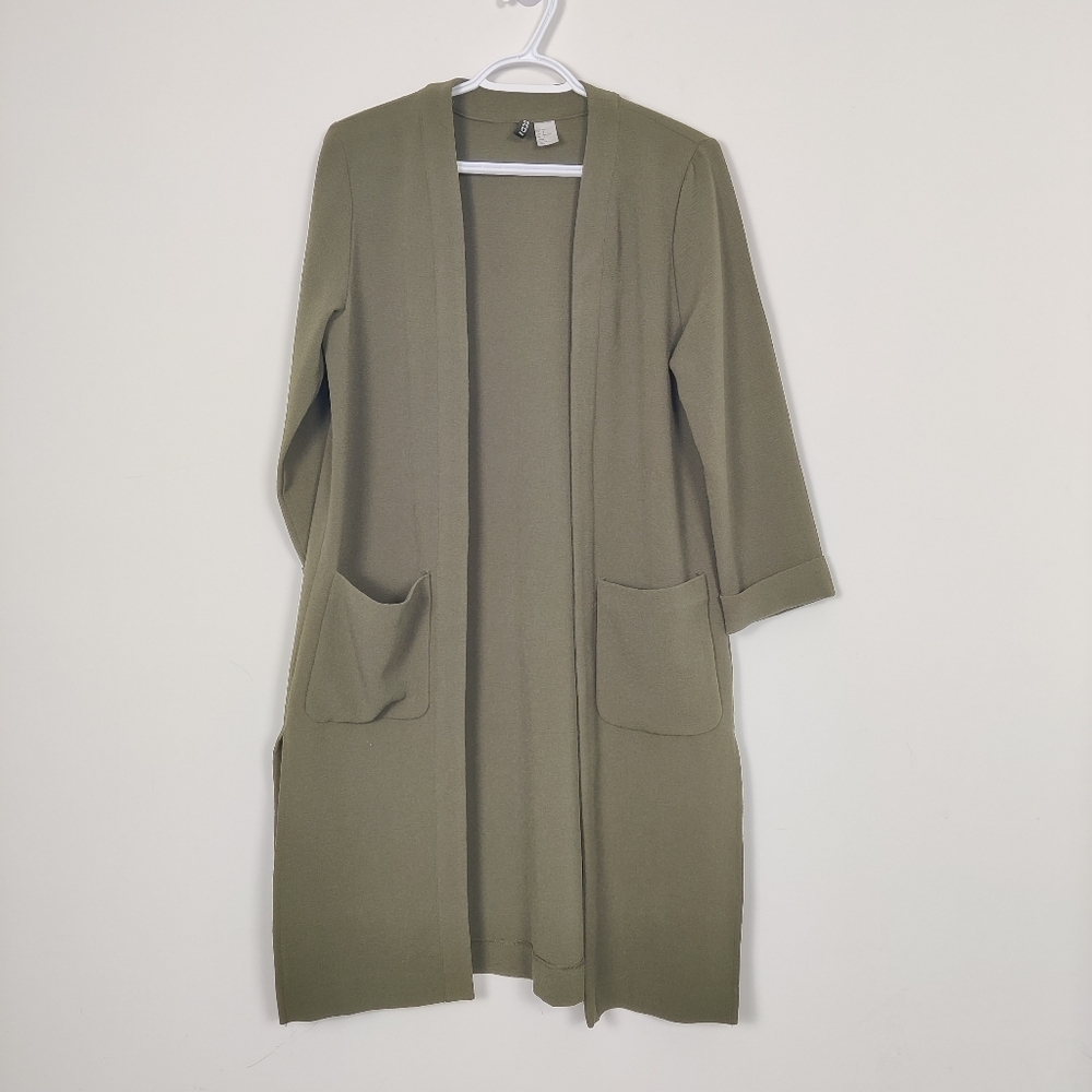 H&M Women's Open Front Cardigan in Green Size US 8 Fall